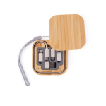 Set de câbles multi-connecteurs dans boîte de transport en bambou couleur bois deuxième vue