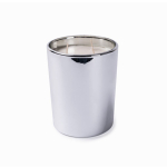 Bougie au parfum floral à 3 mèches dans un verre brillant couleur argenté première vue