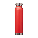 Bouteille en inox recyclé à double paroi avec bouchon à vis 650 ml couleur rouge deuxième vue frontale