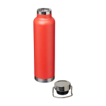 Bouteille en inox recyclé à double paroi avec bouchon à vis 650 ml couleur rouge deuxième vue