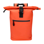 Sac à dos roll-top en cuir synthétique imperméable pour PC 15” couleur saumon deuxième vue frontale
