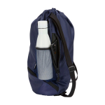 Sac de sport 18L imperméable et recyclé avec poche pour chaussures couleur bleu marine vue latérale
