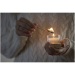 Bougie parfumée en verre avec couvercle bambou 40 g couleur blanc image nature morte