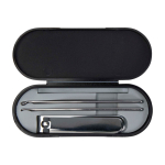 Set de manucure contenant tous les outils essentiels couleur noir deuxième vue frontale