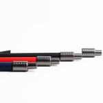 Stylo en aluminium avec clip métallique et spinner encre noire vue d'ambiance