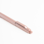 Stylo écologique avec clip intégré et relief à rayures encre noire Vue 1