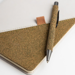 Carnet en coton recyclé avec stylo au thé vert A5 pages lisses Vue 1