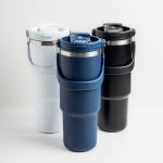 Mug isotherme en inox avec double couvercle et anse pliable 900ml vue d'ambiance