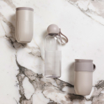 Gourde en plastique monochrome avec bouchon rond à anse 600 ml couleur gris clair sixième vue