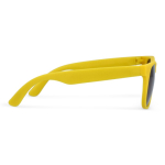 Lunettes de soleil multicolores avec verres noirs UV400 couleur jaune troisième vue