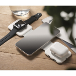 Base de charge magnétique en ABS avec hubs USB intégrés 15 W couleur blanc deuxième vue d'ambiance