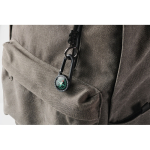 Boussole en ABS avec mousqueton pour activités de plein air couleur noir quatrième vue photographique