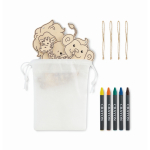 Set de peinture pour enfants avec suspensions en bois et crayons couleur blanc
