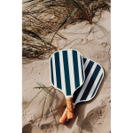 Jeu de pickleball avec raquettes en bois et balle couleur bleu marine vue d'ambiance