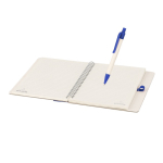 Carnet en carton recyclé, stylo à encre bleue et feuilles lignées A5  troisième vue
