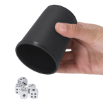 Jeu de dés avec gobelet en plastique à texture rugueuse deuxième vue