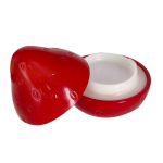Baume à lèvres dans un étui au design fruité, parfum vanille, SPF 15 couleur rouge quatrième vue
