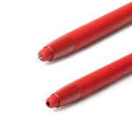 Stylo bille en aluminium recyclé mat et bambou, encre bleue couleur rouge vue détaillée 1