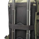Sac à dos de voyage grande capacité avec ouverture à 180° pour PC 15” couleur vert foncé vue détaillée 3