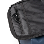 Sac à dos en similicuir avec poches antivol et à chaussures 9” couleur bleu marine vue détaillée 2