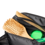 Trousse fabriquée en plastique recyclé avec fermeture zippée diagonale couleur noir vue détaillée 1