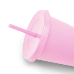 Gobelet réutilisable en plastique recyclé, couvercle et paille 710 ml couleur rose vue détaillée 3