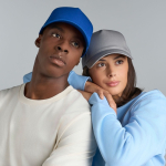 Casquette de baseball structurée à 5 panneaux avec fermeture velcro vue d'ambiance