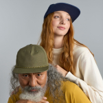 Casquette 5 panneaux non structurée et recyclée ReTraze® vue d'ambiance