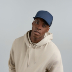 Casquette trucker en polyester recyclé avec partie arrière en maille vue 3