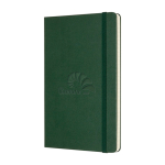 Cahier grand format à fermeture élastique Moleskine, pages lignées couleur vert vue détail avec logo