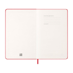 Agenda hebdomadaire rigide Moleskine 12 mois, en papier effet cuir couleur rouge foncé cinquième vue