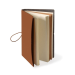 Carnet A5 en carton avec housse de protection et pages blanches couleur marron troisième vue