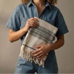 Paréo en coton recyclé avec franges pour la plage 380 g/m² couleur naturel quatrième vue