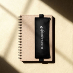 Trousse en coton recyclé avec bande élastique pour carnet couleur noir troisième vue