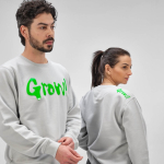 Sweat-shirt unisexe en coton bio, molleton brossé 300 g/m², Waikiki couleur gris clair vue d'ambiance