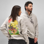 Sweat-shirt unisexe en coton bio avec fermeture 1/4 340g/m² Malibu couleur gris chiné vue d'ambiance