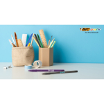 Stylo en plastique avec capuchon classique et encre noire Style BIC®