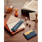 Étui pour stylo en cuir synthétique avec fermeture sécurisée vue d'ambiance
