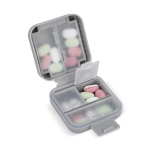 Pilulier compact en plastique avec plusieurs compartiments couleur gris troisième vue