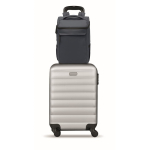 Sac à dos pour ordinateur en PU, doublure en RPET et compartiment 15'' couleur bleu marine
