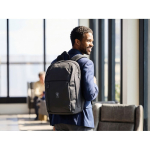 Sac à dos urbain en RPET avec compartiment rembourré pour PC 15'' couleur noir vue d'ambiance principale