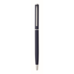 Stylo en aluminium recyclé avec clip chromé et encre bleue couleur bleu marine troisième vue