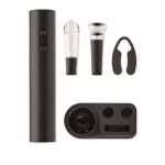 Set à vin en plastique avec tire-bouchon électrique et accessoires couleur noir quatrième vue