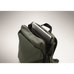 Sac à dos en nylon déperlant compatible avec ordinateur portable 16” couleur vert foncé troisième vue photographique