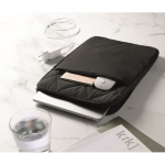 Housse pour ordinateur en nylon matelassé avec poche avant 15'' couleur noir deuxième vue d'ambiance