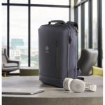 Sac à dos pour PC avec détails en PU et sangle pour trolley 15'' couleur bleu vue d'ambiance principale