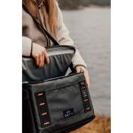 Glacière avec sangle réglable et poches Nordic Drift Storm 10 L couleur noir vue d'ambiance 4