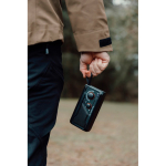 Radio d’urgence avec batterie externe Nordic Drift Titan 4 000 mAh couleur noir vue d'ambience 3