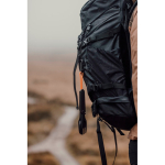 Couverts 4 en 1 pour l’extérieur en acier inox Nordic Drift Trail couleur noir vue d'ambiance 4