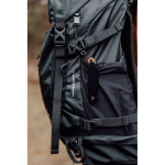 Couteau pliant en acier inoxydable Nordic Drift Adventure couleur noir vue d'ambiance 4